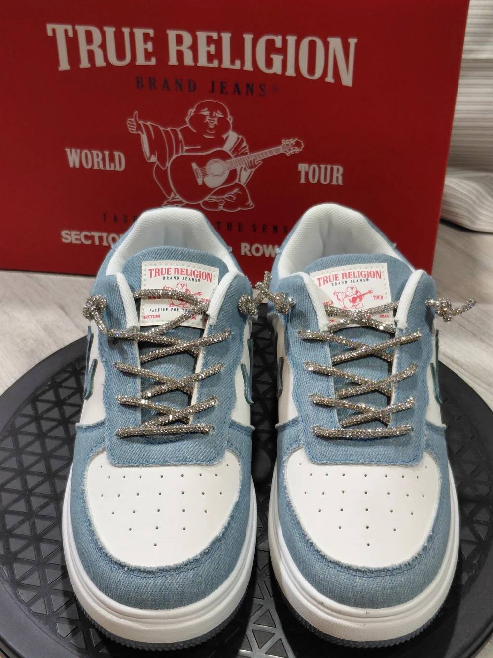 NEW True Religion Allison Womens Low-Top Sneakers in Light Blue Denim White W7